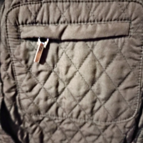 Talbot's Black Quilted Zip Up Vest - Picture 6 of 6